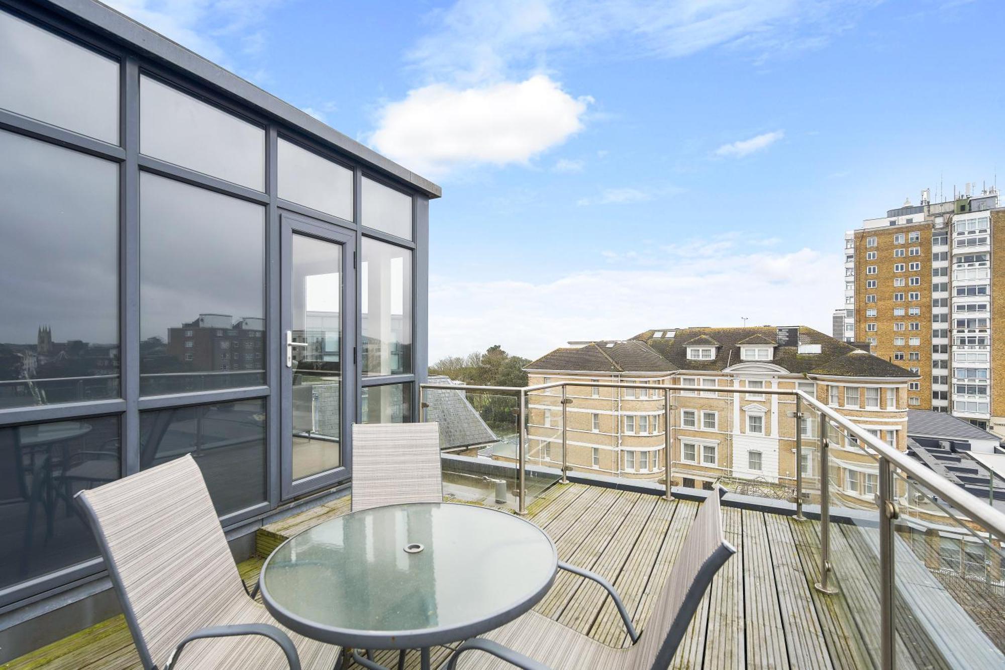 Apartament Westcliff Penthouse With Sea Views And Balcony Bournemouth Zewnętrze zdjęcie